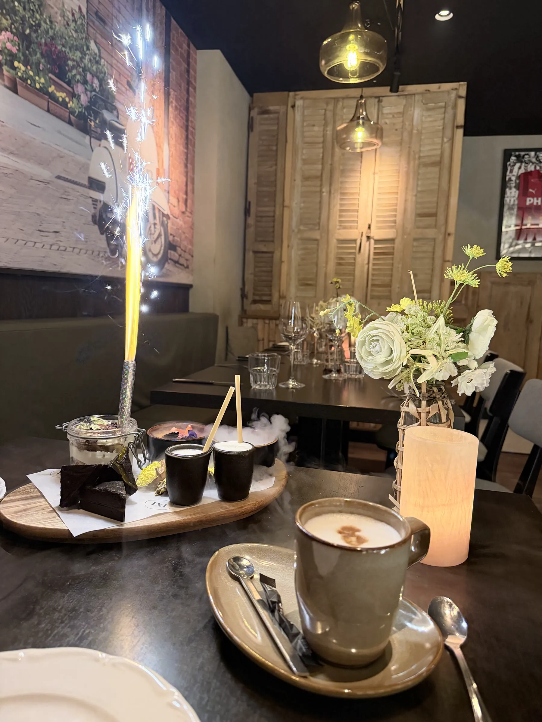 Grand dessert for two at Manca Veldhoven with coffee and sparklers